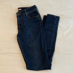 Levis jeans